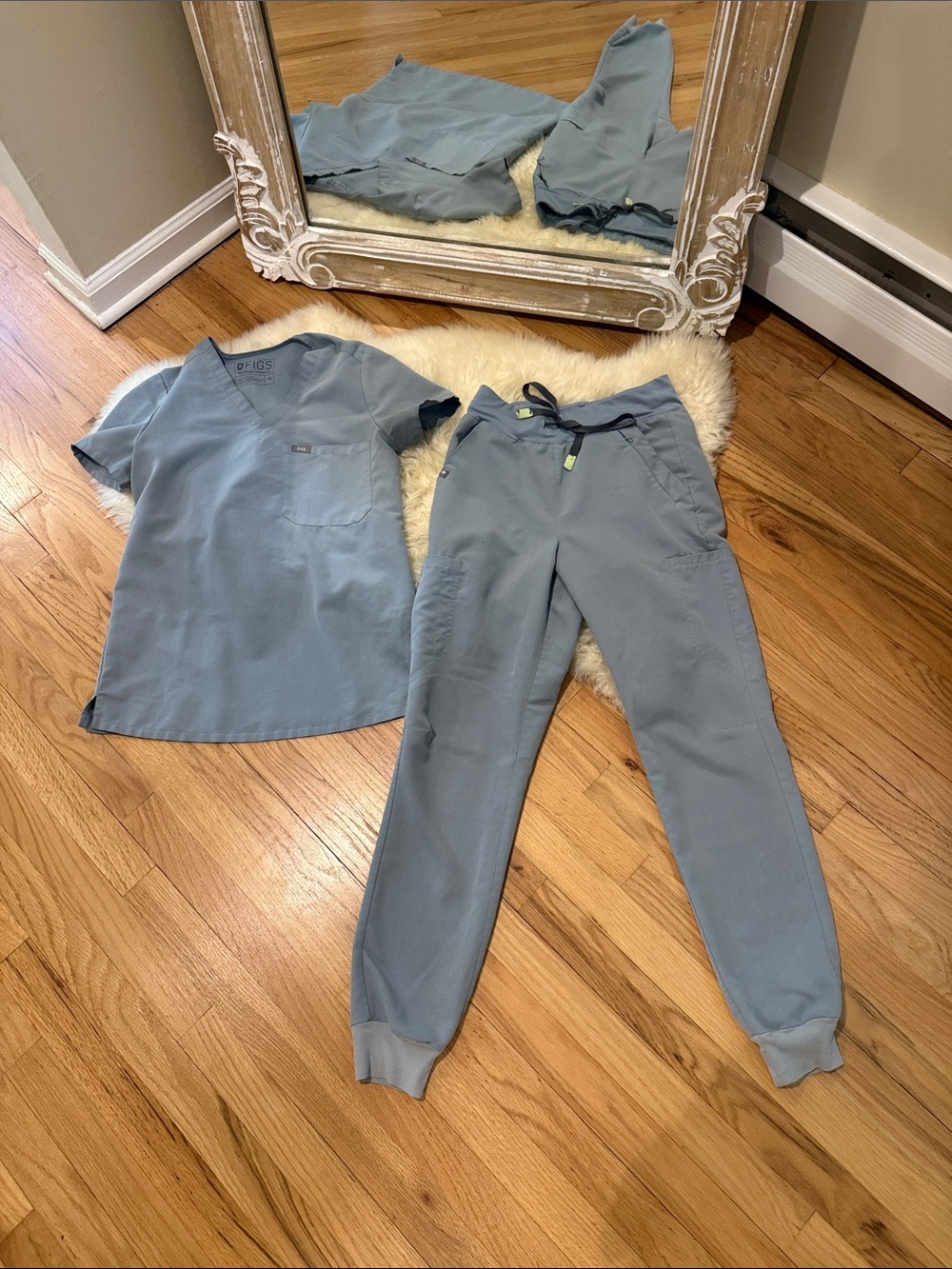 FIGS Dusty Blue Scrub Jogger set - Catarina top and jogger bottom